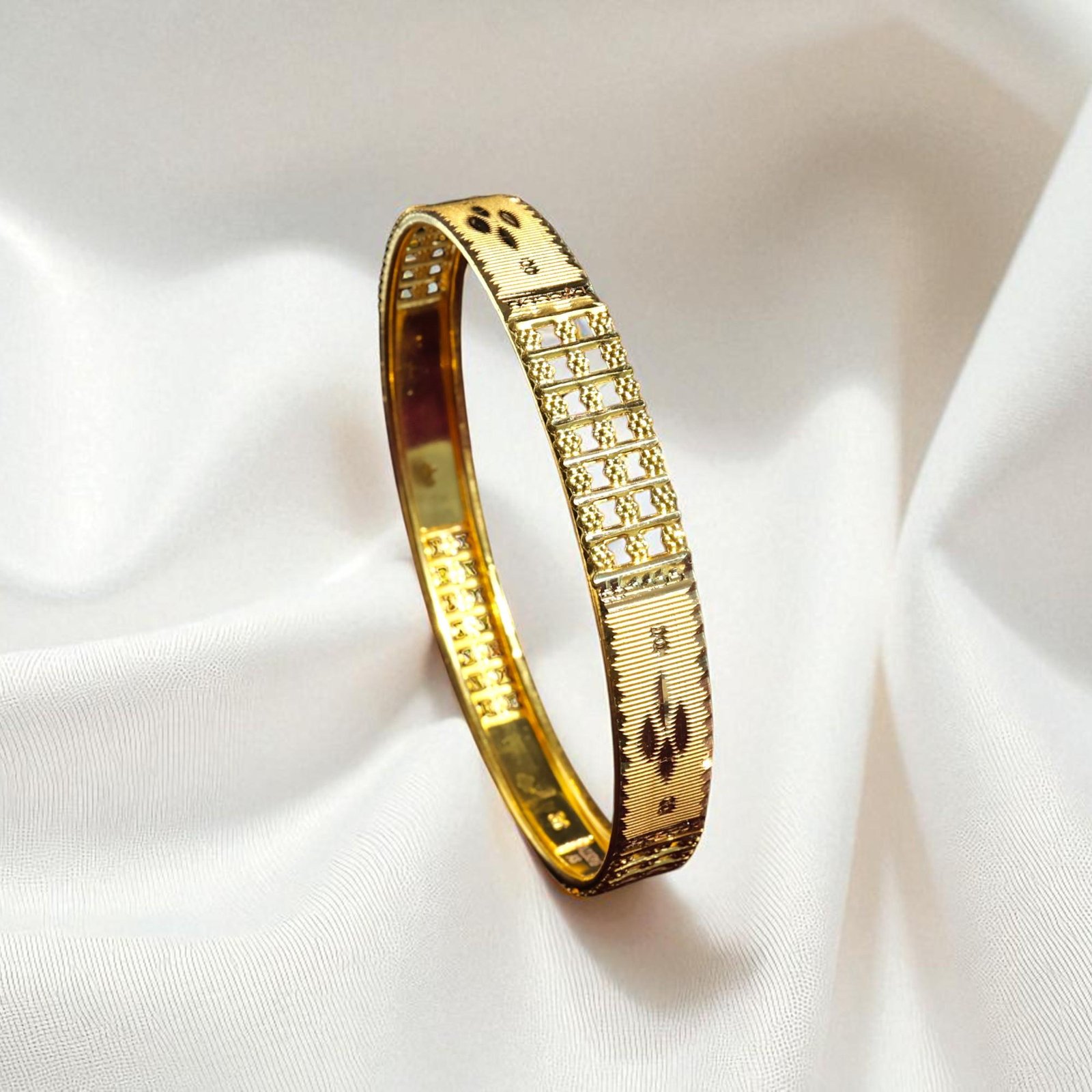 Women's Bangle - 8g