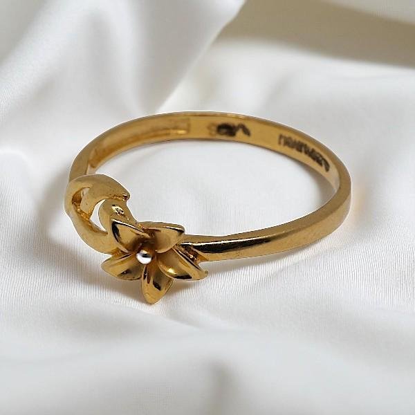Womens Ring