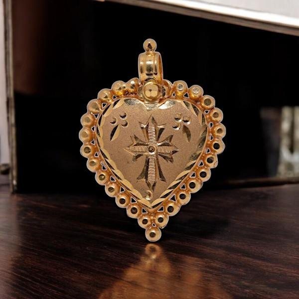 Cross locket