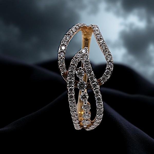 Diamond womens ring