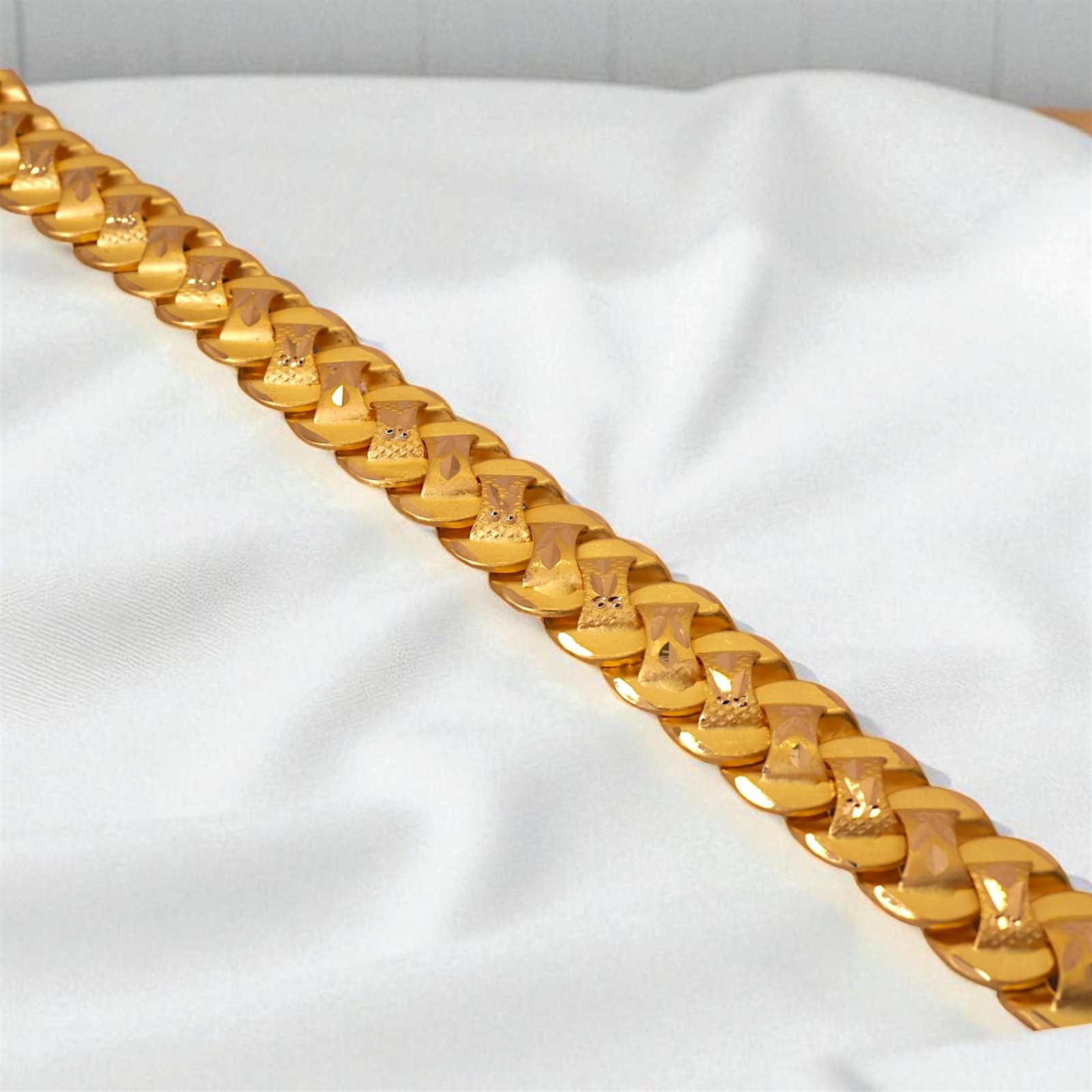 Mens bracelet - 8.080g