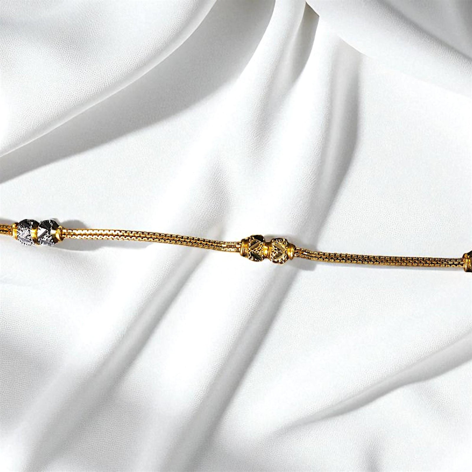 Womens bracelet - 3.970g