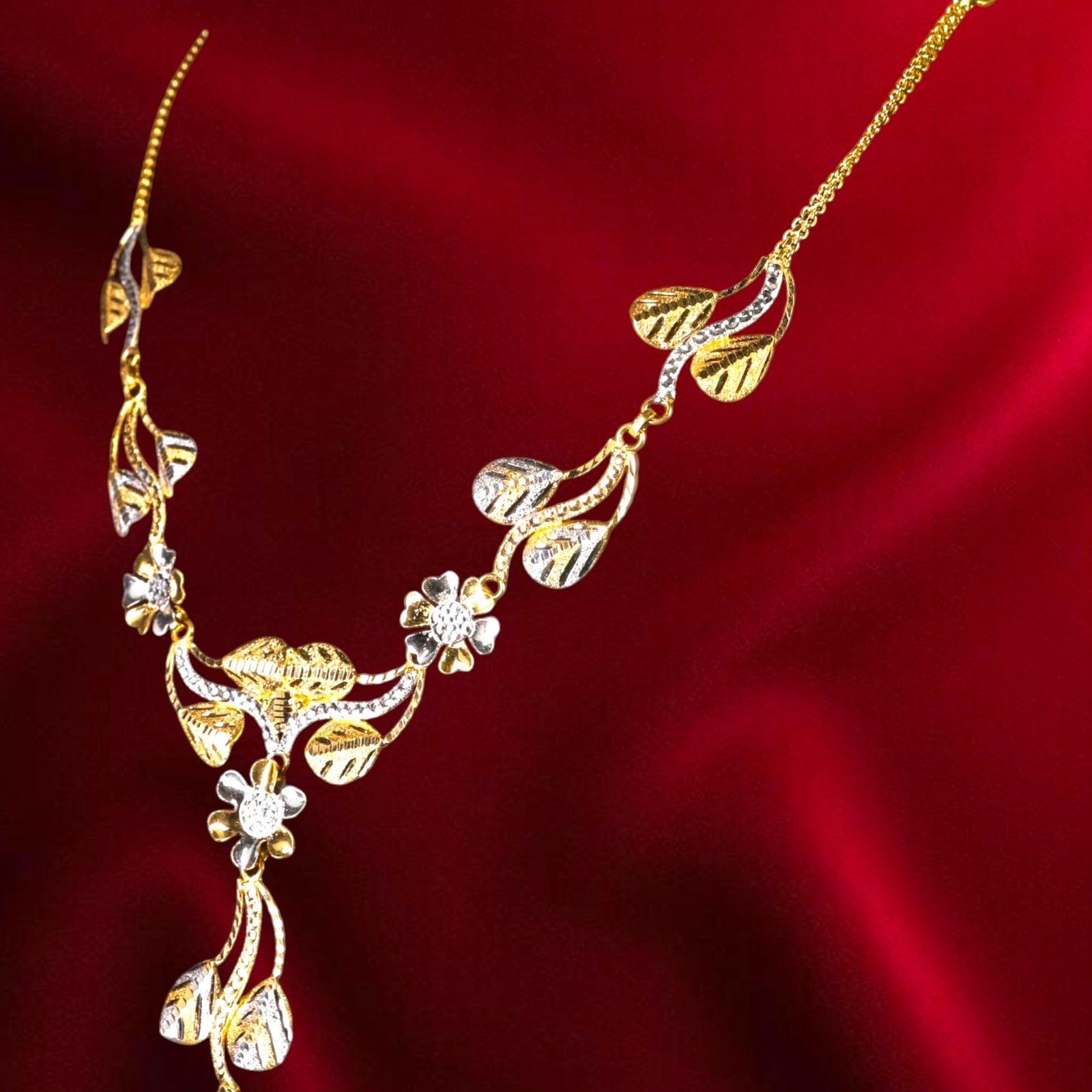 Necklace - 11.790g