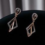 diamond womens stud