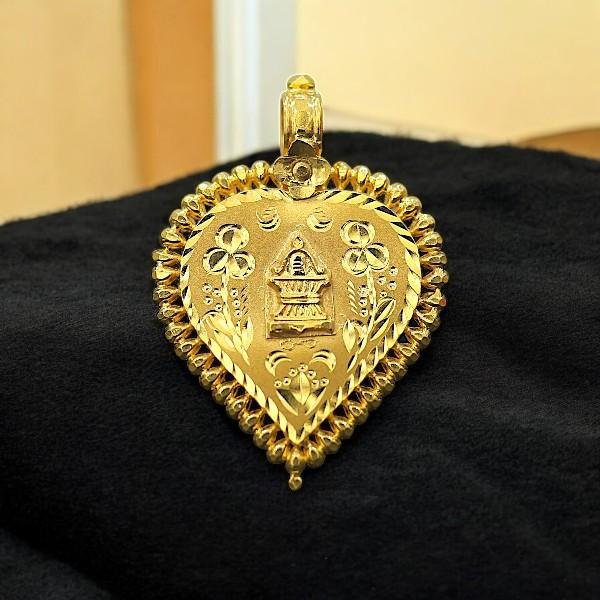 Lingam wedding dollar
