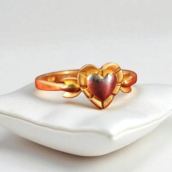 Womens Ring - 2.680g