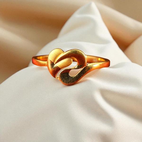 Womens Ring - 2.100g