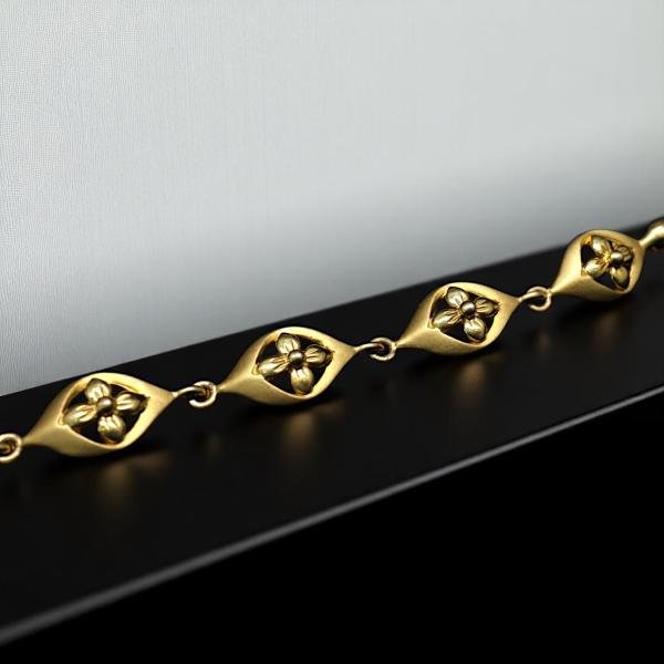 Womens bracelet